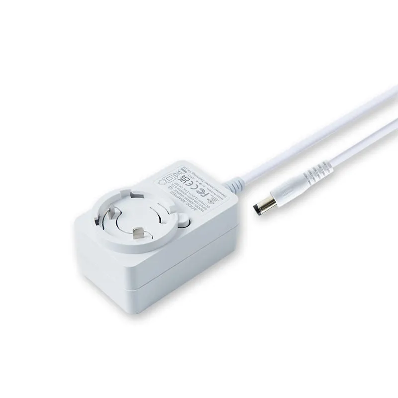 12V 2A udskifteligt stik strømadapter