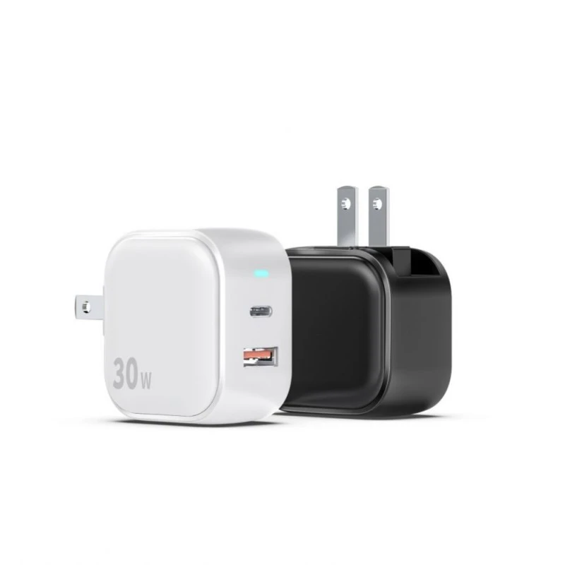 30WPD hurtigoplader med USB-A og USB-C